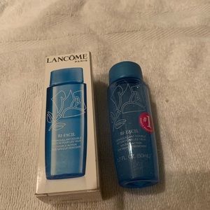 Lancôme double action eye makeup remover.